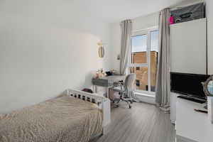 Photo 27- click for photo gallery